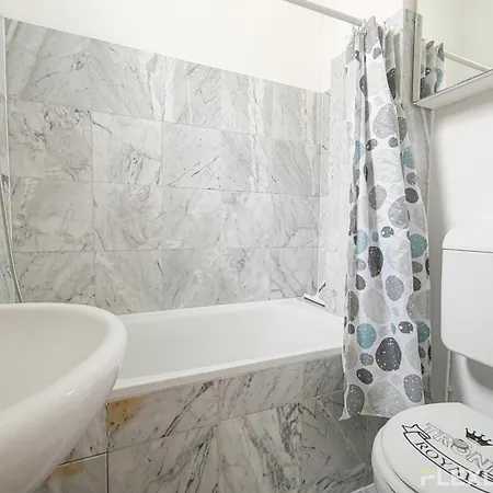 Appartement Lovely In 13 Parijs
